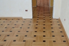 Parchet si scari imbracate in lemn