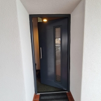 Montaj usi de garaj basculante